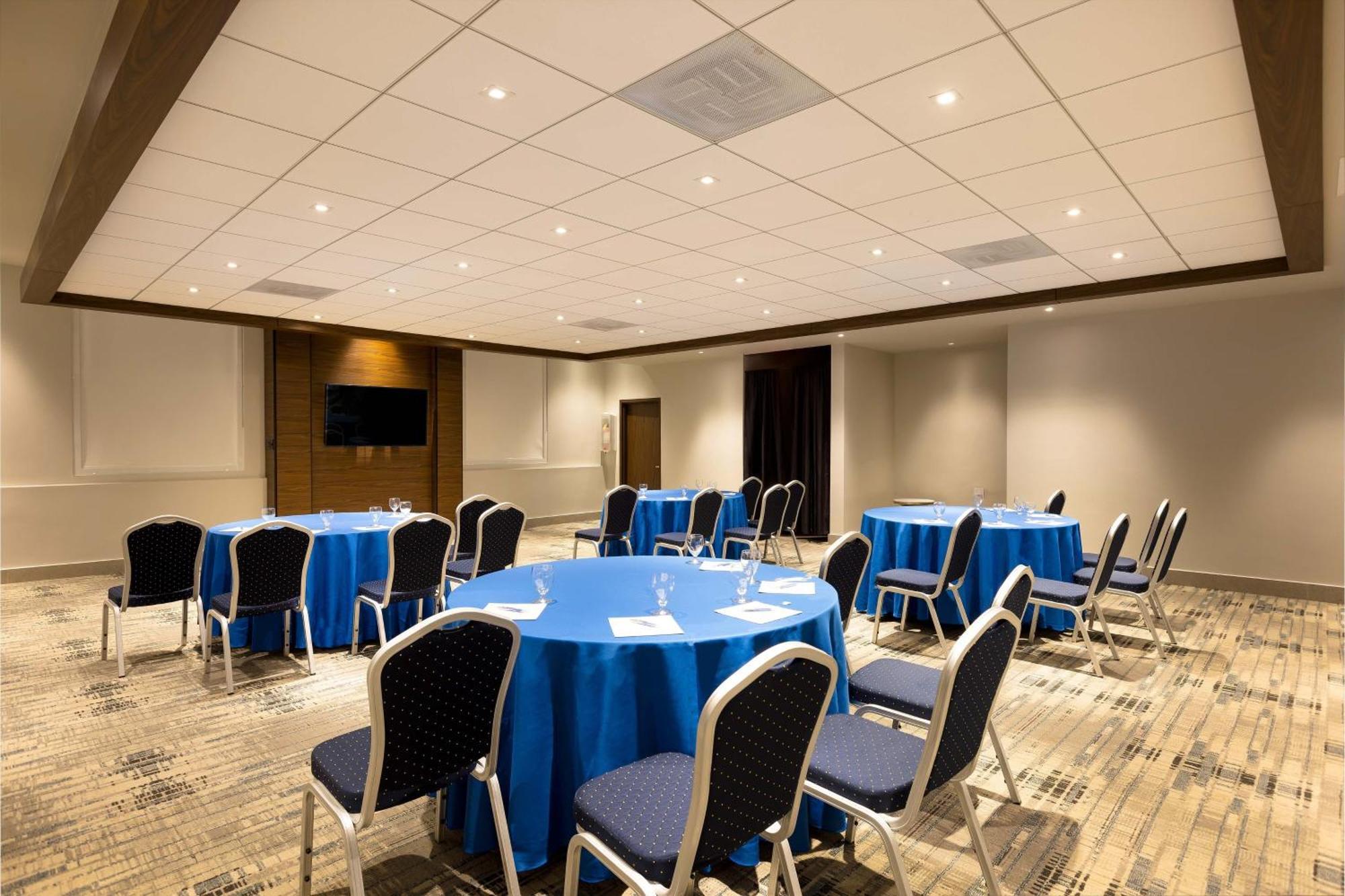 Four Points By Sheraton Caguas Real Luaran gambar